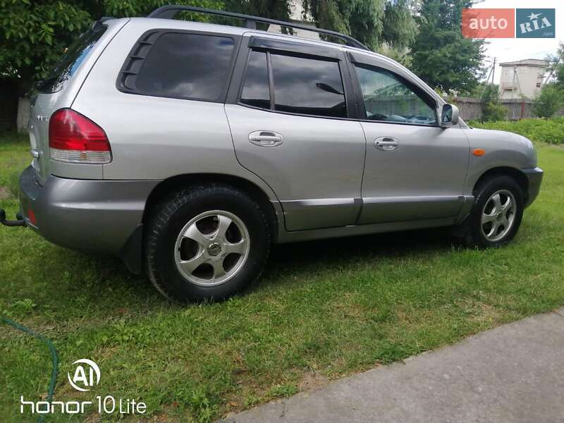 Позашляховик / Кросовер Hyundai Santa FE 2005 в Києві