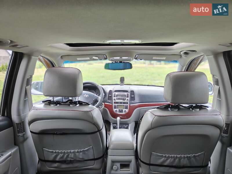 Позашляховик / Кросовер Hyundai Santa FE 2008 в Вараші