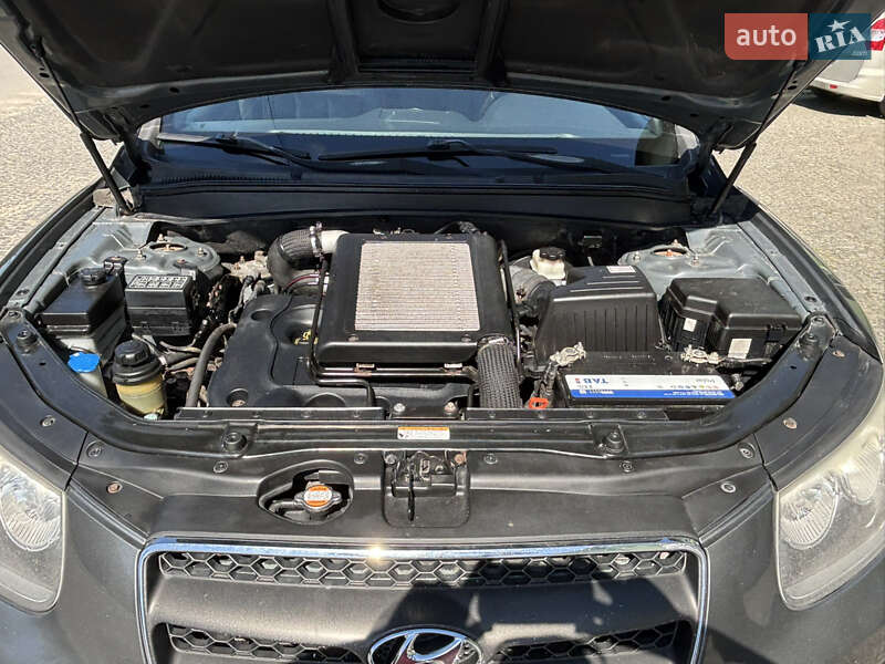 Позашляховик / Кросовер Hyundai Santa FE 2007 в Дрогобичі