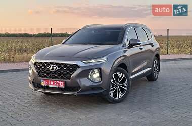 Внедорожник / Кроссовер Hyundai Santa FE 2018 в Киеве
