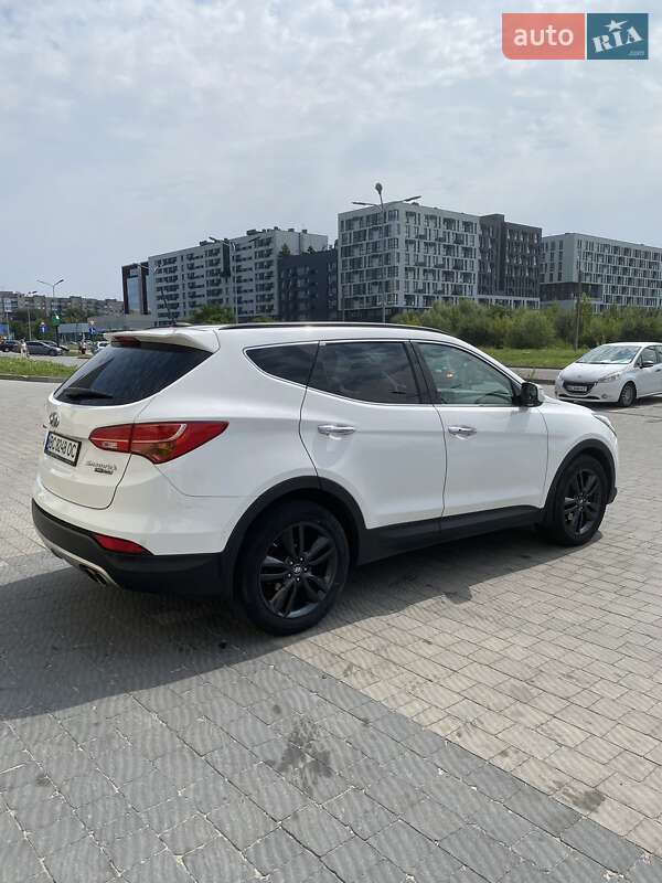 Позашляховик / Кросовер Hyundai Santa FE 2013 в Львові