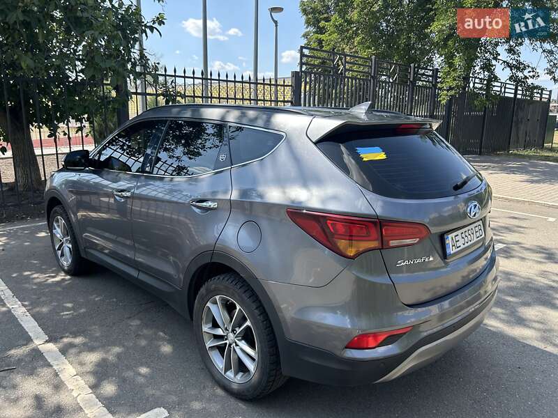 Hyundai Santa FE 2016