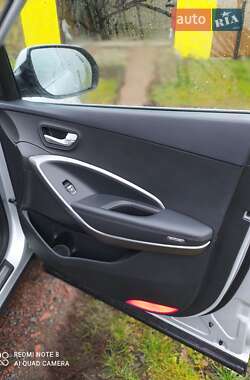 Внедорожник / Кроссовер Hyundai Santa FE 2014 в 