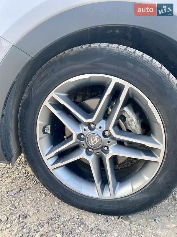 Позашляховик / Кросовер Hyundai Santa FE 2017 в Одесі