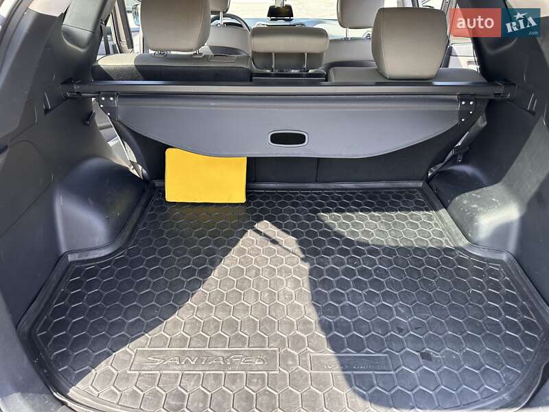 Внедорожник / Кроссовер Hyundai Santa FE 2015 в Киеве фото 12 Внедорожник / Кроссовер Hyundai Santa FE 2015 в Киеве