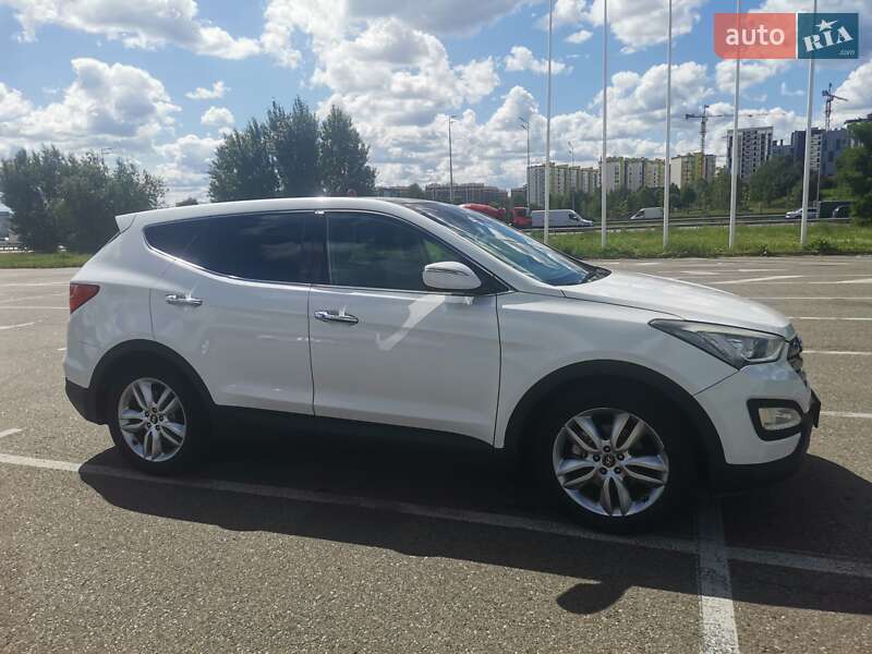 Позашляховик / Кросовер Hyundai Santa FE 2012 в Києві фото 5 Позашляховик / Кросовер Hyundai Santa FE 2012 в Києві