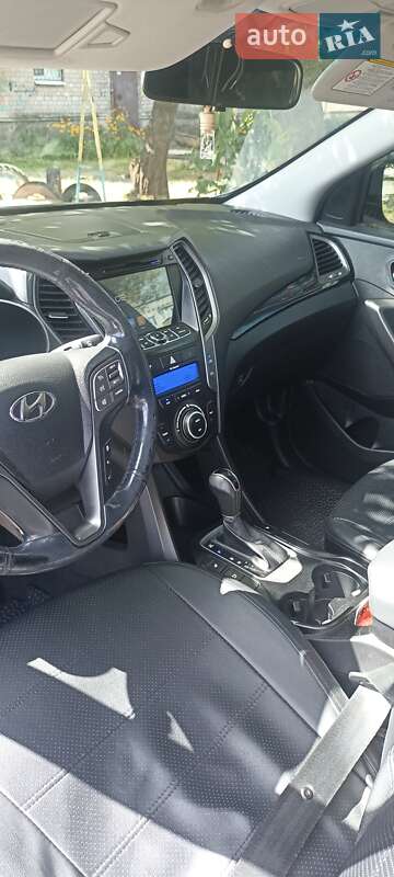Внедорожник / Кроссовер Hyundai Santa FE 2013 в Павлограде