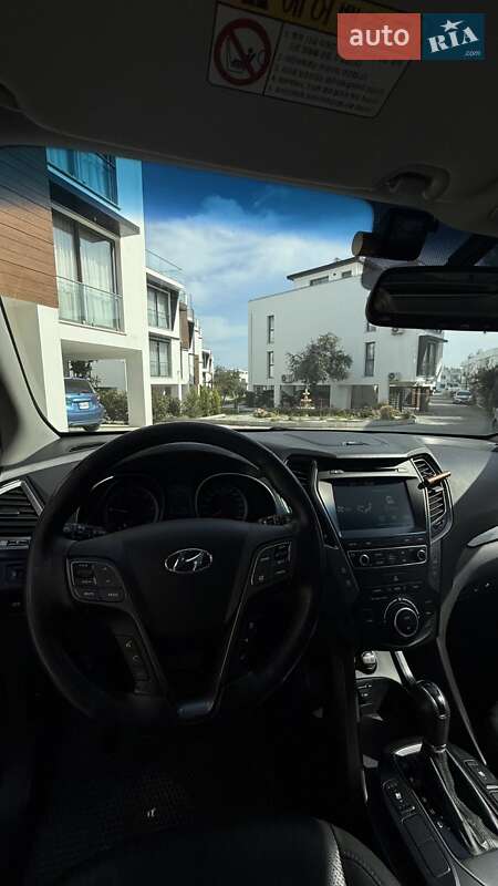Позашляховик / Кросовер Hyundai Santa FE 2015 в Одесі