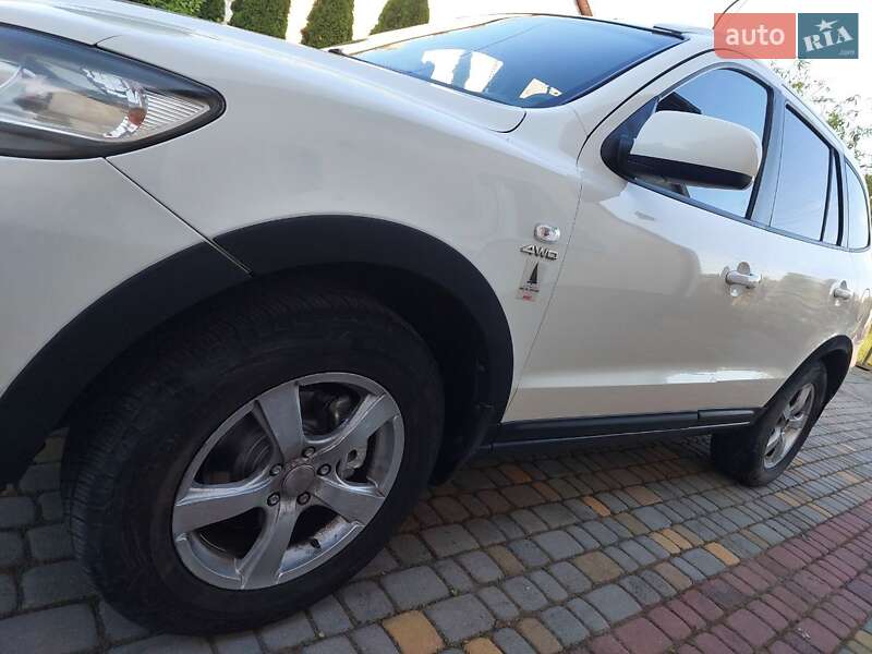 Позашляховик / Кросовер Hyundai Santa FE 2007 в Івано-Франківську