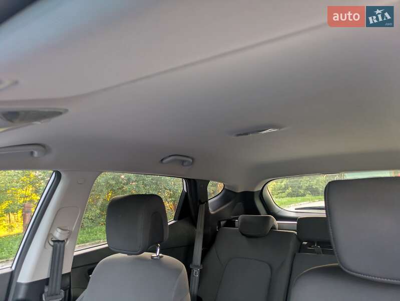 Позашляховик / Кросовер Hyundai Santa FE 2014 в Бердичеві фото 38 Позашляховик / Кросовер Hyundai Santa FE 2014 в Бердичеві