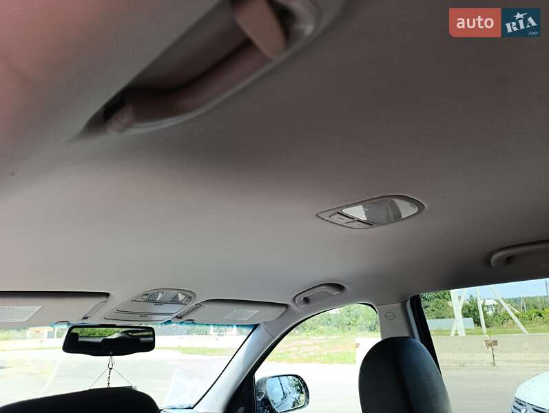 Позашляховик / Кросовер Hyundai Santa FE 2010 в Жашківу