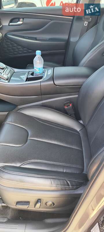 Внедорожник / Кроссовер Hyundai Santa FE 2021 в Киеве