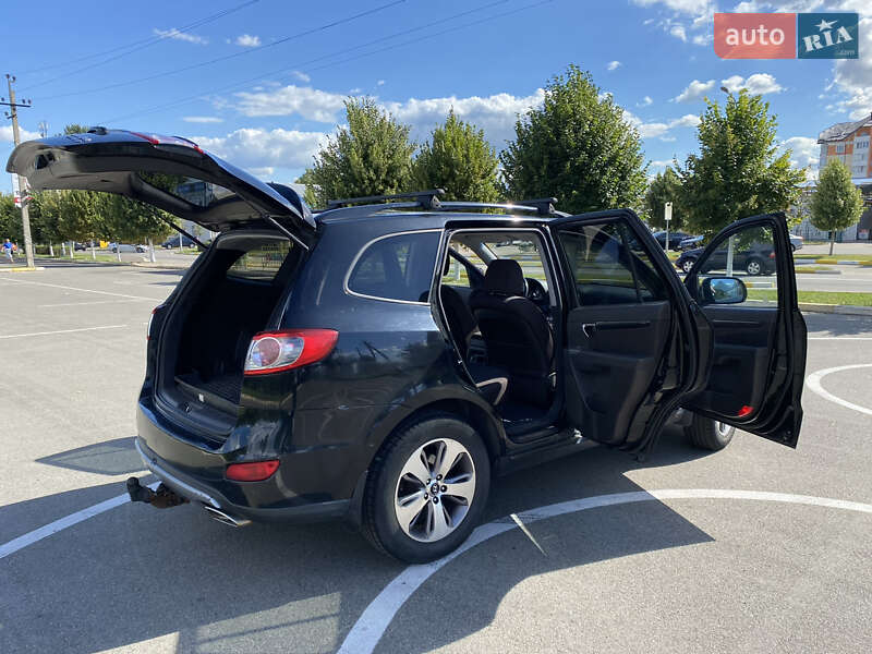 Позашляховик / Кросовер Hyundai Santa FE 2011 в Бучі