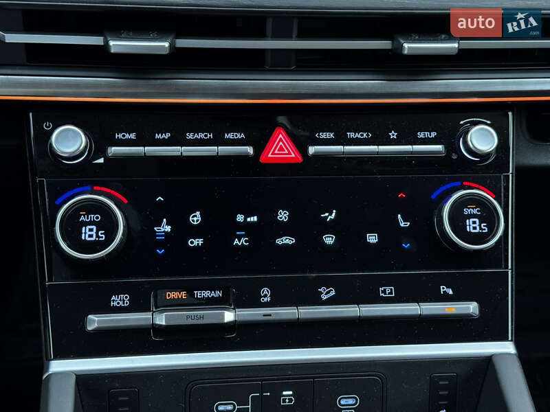 Внедорожник / Кроссовер Hyundai Santa FE 2024 в Киеве