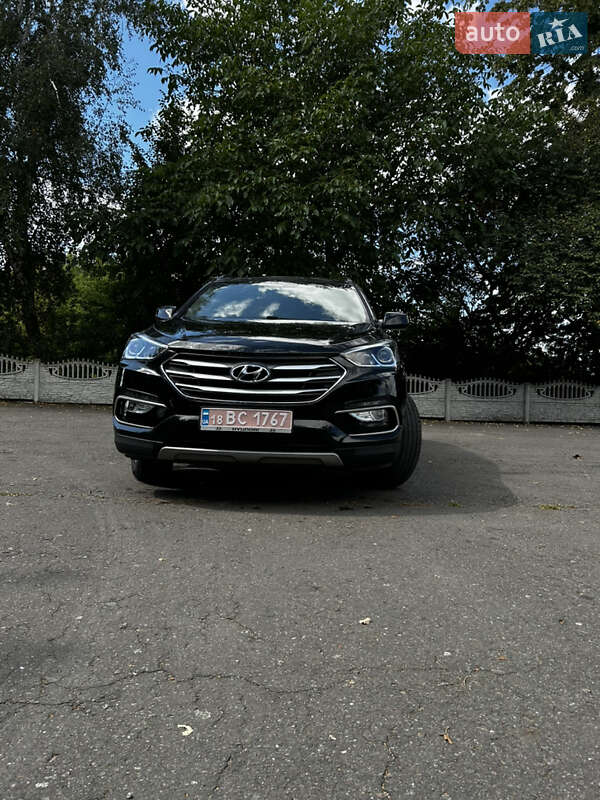 Позашляховик / Кросовер Hyundai Santa FE 2016 в Рівному