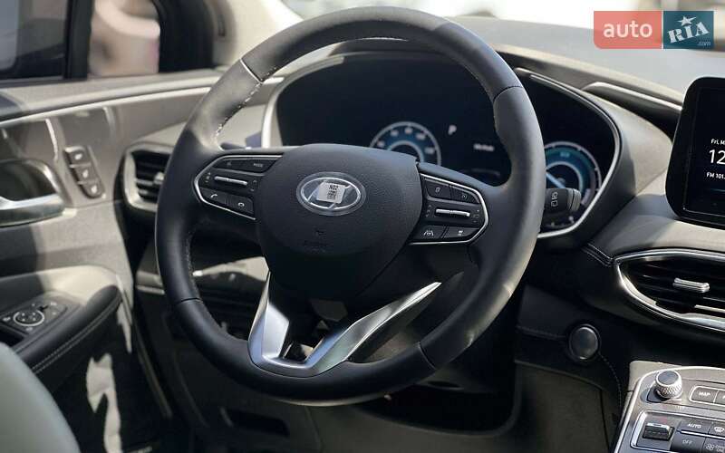 Внедорожник / Кроссовер Hyundai Santa FE 2023 в Ивано-Франковске