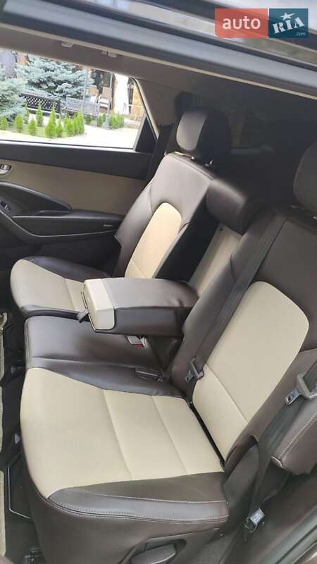 Внедорожник / Кроссовер Hyundai Santa FE 2016 в Киеве