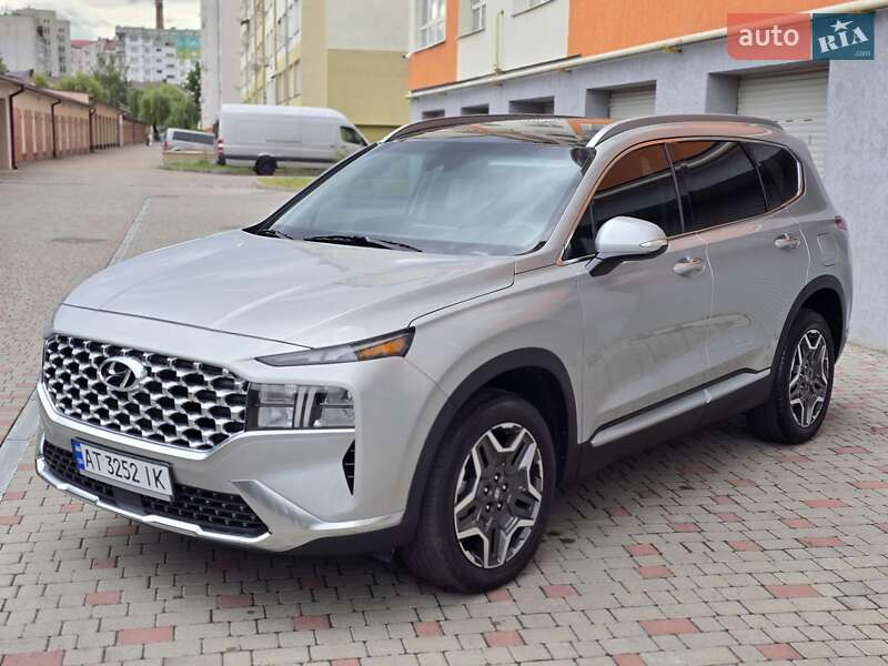 Внедорожник / Кроссовер Hyundai Santa FE 2022 в Ивано-Франковске