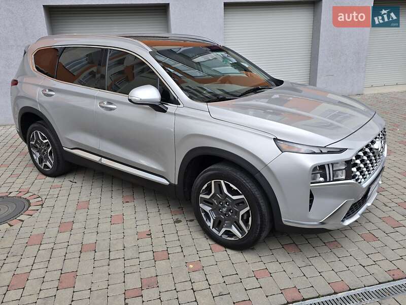 Внедорожник / Кроссовер Hyundai Santa FE 2022 в Ивано-Франковске