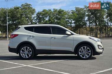 Позашляховик / Кросовер Hyundai Santa FE 2014 в Дніпрі