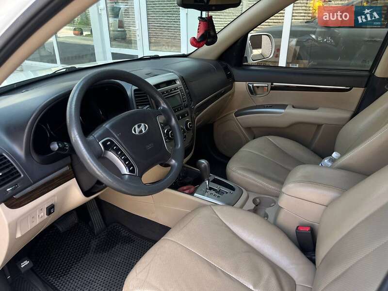 Позашляховик / Кросовер Hyundai Santa FE 2011 в Харкові