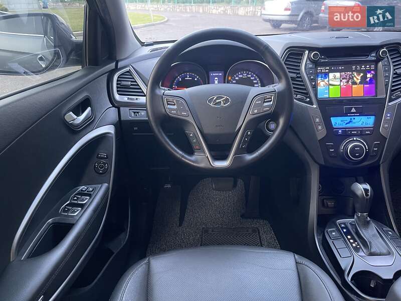 Внедорожник / Кроссовер Hyundai Santa FE 2014 в Луцке