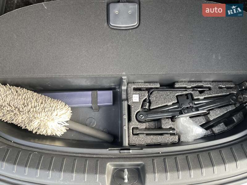 Внедорожник / Кроссовер Hyundai Santa FE 2014 в Луцке