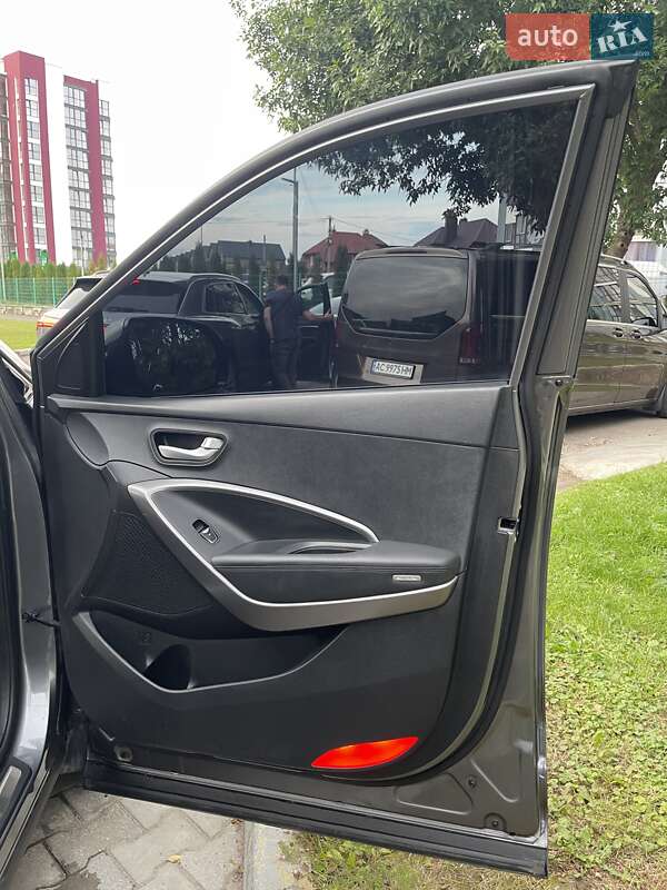 Внедорожник / Кроссовер Hyundai Santa FE 2014 в Луцке