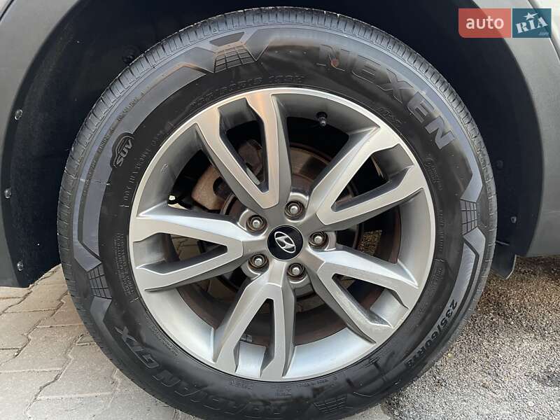 Внедорожник / Кроссовер Hyundai Santa FE 2014 в Луцке
