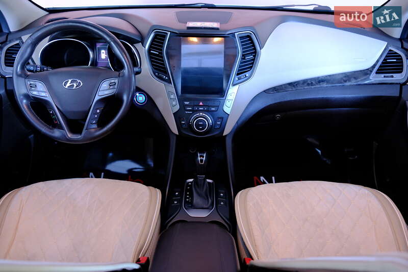 Позашляховик / Кросовер Hyundai Santa FE 2016 в Одесі