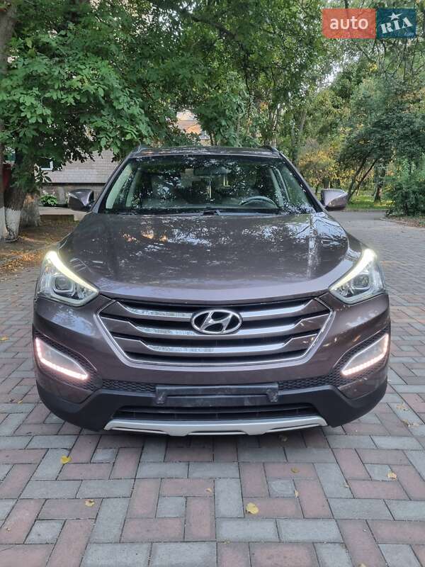 Внедорожник / Кроссовер Hyundai Santa FE 2012 в Умани фото 2 Внедорожник / Кроссовер Hyundai Santa FE 2012 в Умани