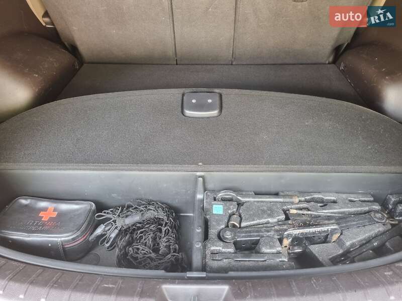 Внедорожник / Кроссовер Hyundai Santa FE 2012 в Умани фото 30 Внедорожник / Кроссовер Hyundai Santa FE 2012 в Умани