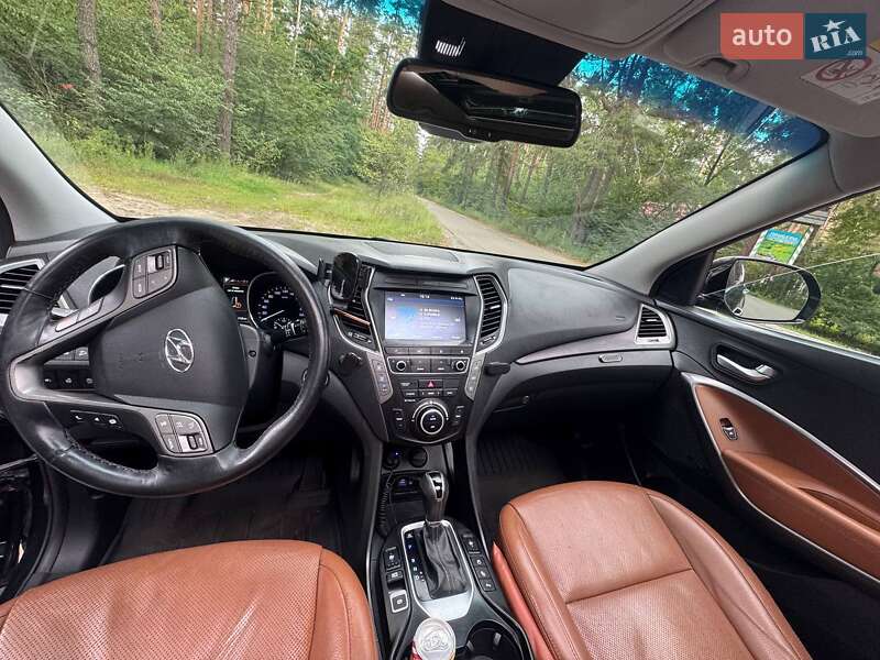 Позашляховик / Кросовер Hyundai Santa FE 2016 в Броварах