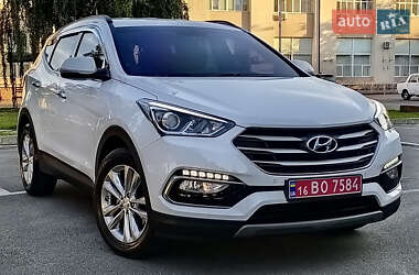 Внедорожник / Кроссовер Hyundai Santa FE 2017 в Киеве