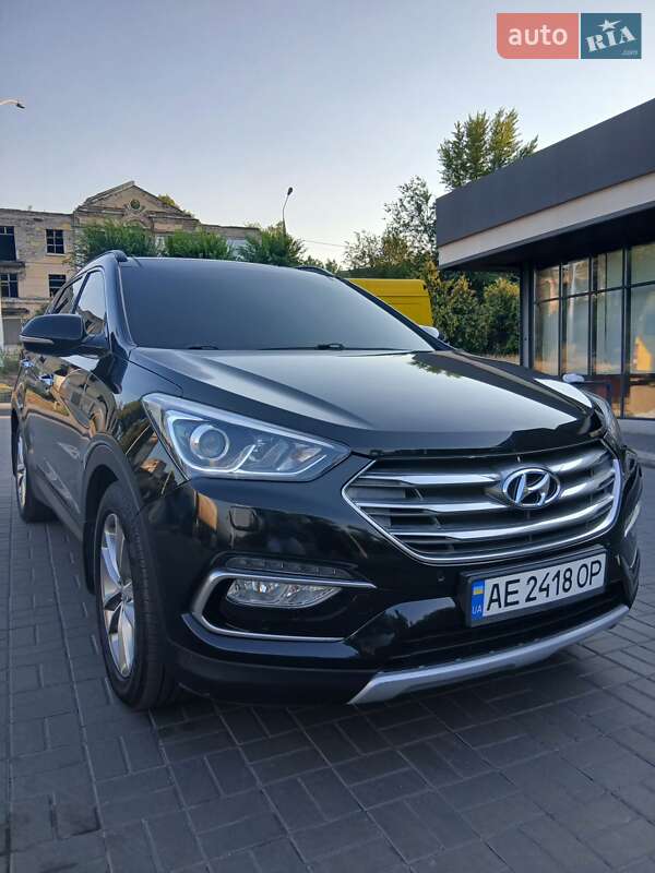 Позашляховик / Кросовер Hyundai Santa FE 2016 в Дніпрі