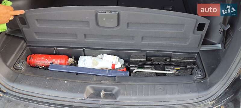 Внедорожник / Кроссовер Hyundai Santa FE 2009 в Черновцах