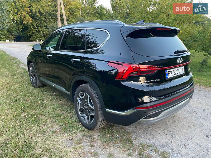 Позашляховик / Кросовер Hyundai Santa FE 2022 в Рівному
