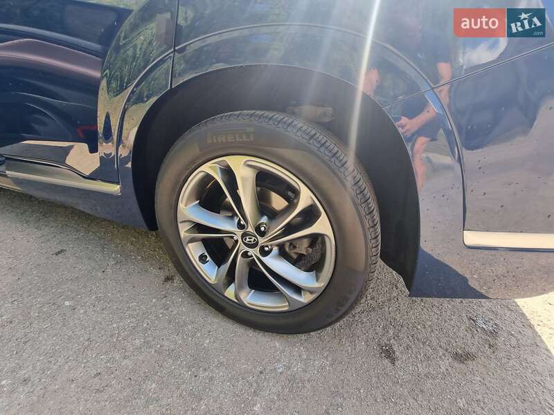 Позашляховик / Кросовер Hyundai Santa FE 2018 в Івано-Франківську