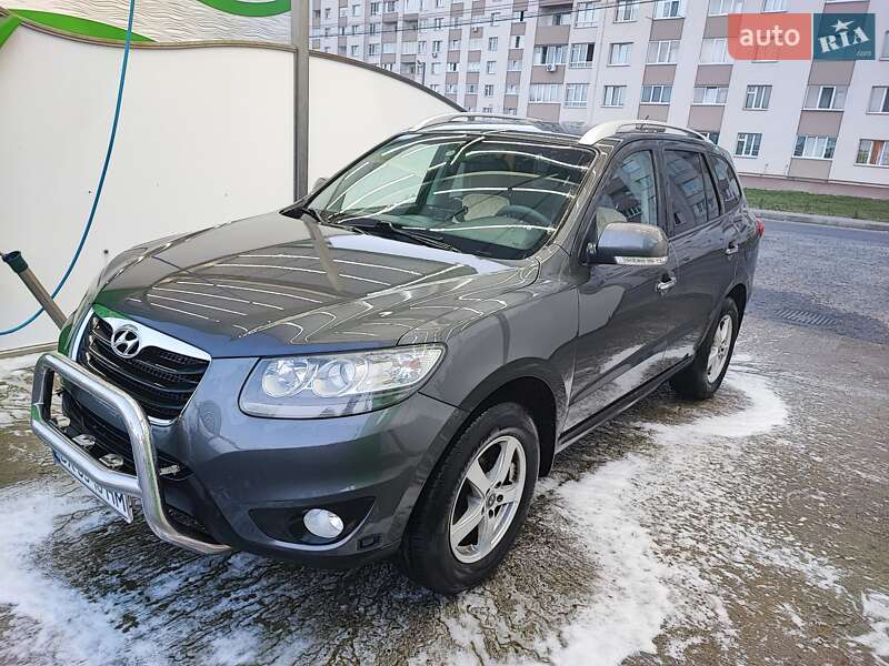 Внедорожник / Кроссовер Hyundai Santa FE 2010 в Хмельницком