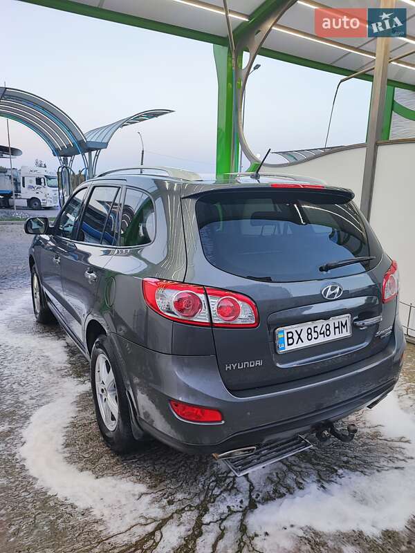 Внедорожник / Кроссовер Hyundai Santa FE 2010 в Хмельницком