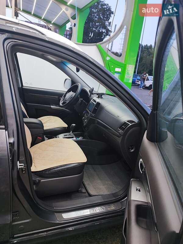 Внедорожник / Кроссовер Hyundai Santa FE 2010 в Хмельницком