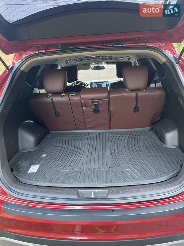 Позашляховик / Кросовер Hyundai Santa FE 2016 в Києві