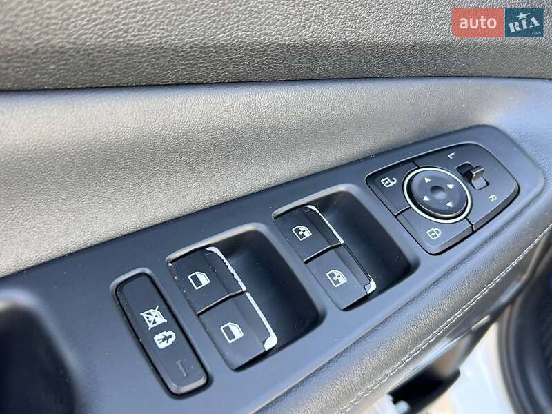 Внедорожник / Кроссовер Hyundai Santa FE 2020 в Одессе