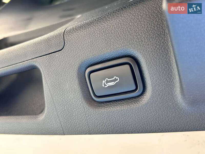 Внедорожник / Кроссовер Hyundai Santa FE 2020 в Одессе