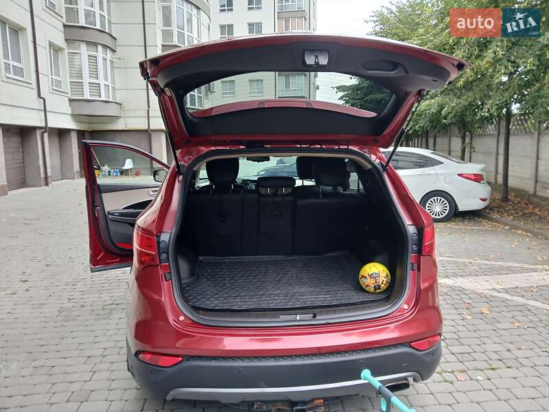 Внедорожник / Кроссовер Hyundai Santa FE 2015 в Ивано-Франковске