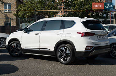 Внедорожник / Кроссовер Hyundai Santa FE 2019 в 