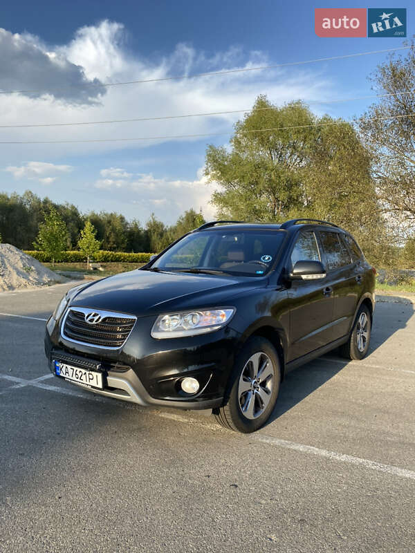 Позашляховик / Кросовер Hyundai Santa FE 2011 в Бучі
