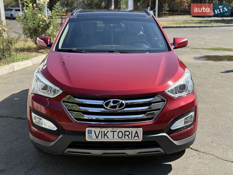 Позашляховик / Кросовер Hyundai Santa FE 2014 в Одесі