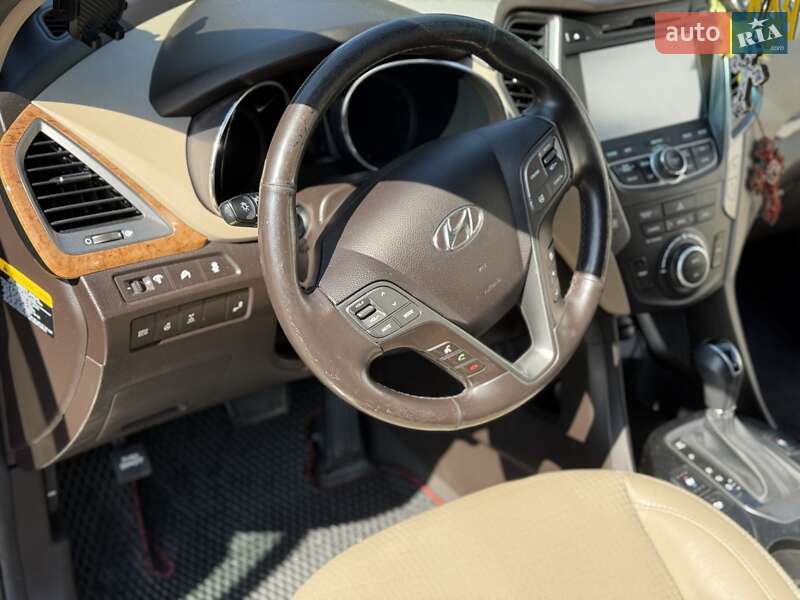 Позашляховик / Кросовер Hyundai Santa FE 2014 в Одесі