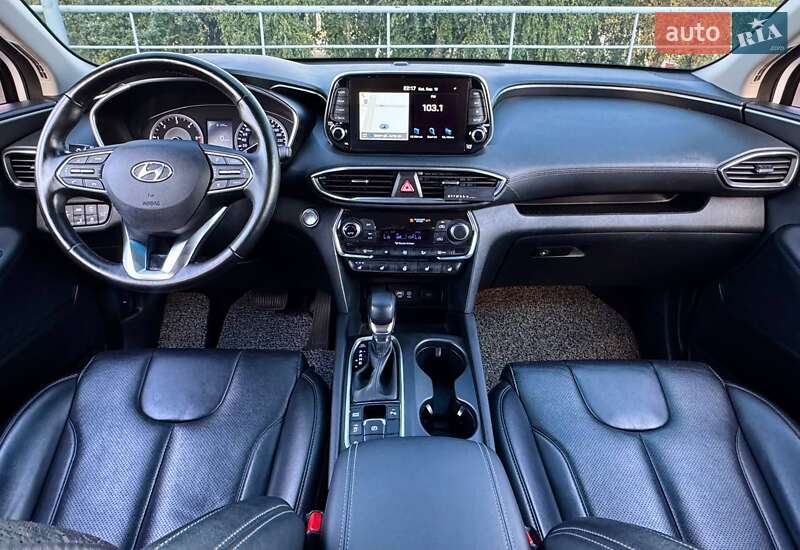 Позашляховик / Кросовер Hyundai Santa FE 2020 в Києві